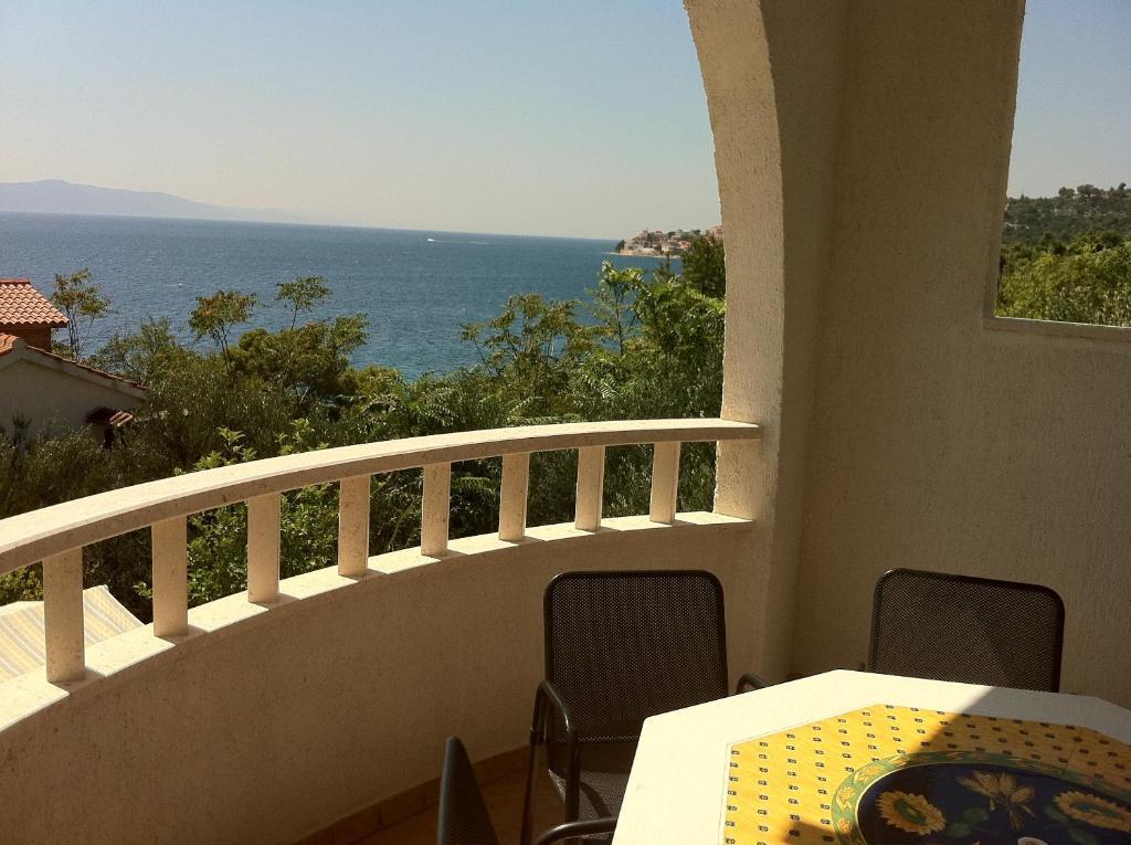Apartments Vile Holiday Živogošće Quarto foto