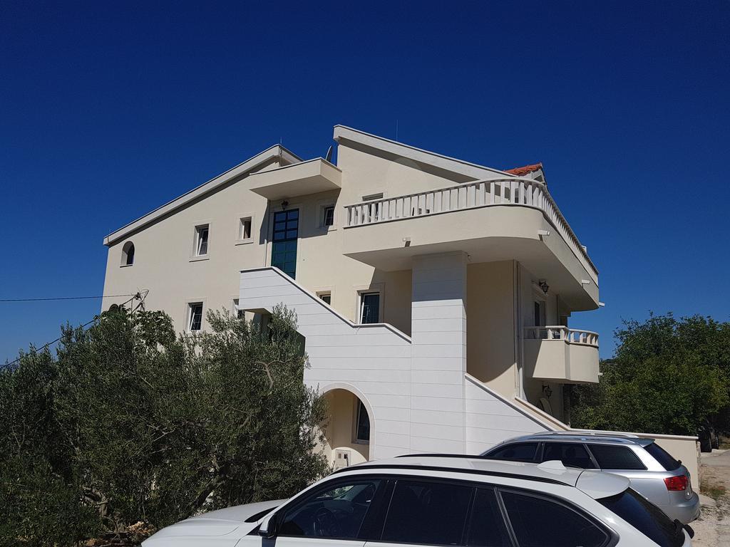 Apartments Vile Holiday Živogošće Exterior foto